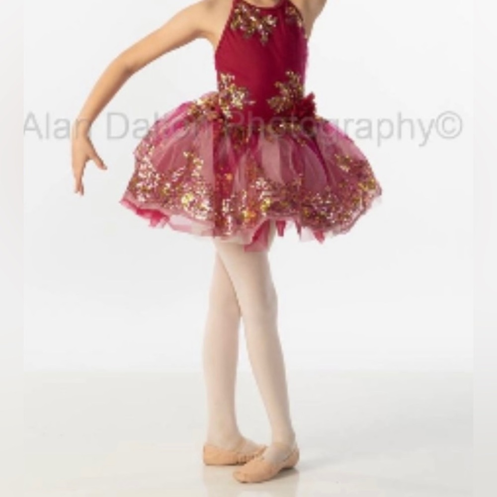 Child dance costume magenta